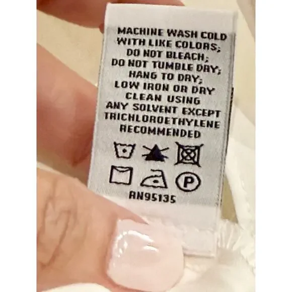 Lafayette 148 New York Ivory Fitted Asymmetrical Wrap Blouse Size 4 NWT 🤍 - Picture 9 of 10